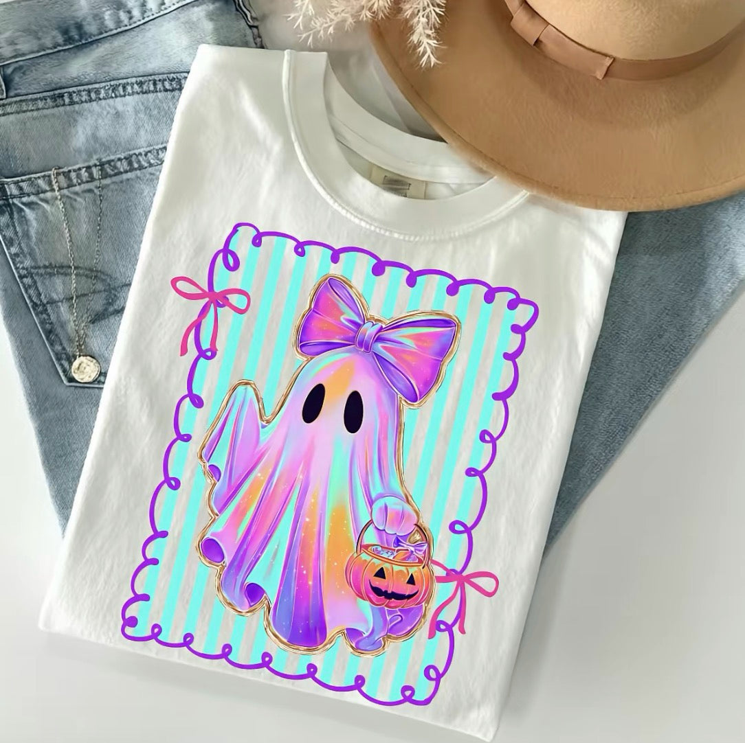 Preppy Halloween Ghost Cute Boo Ghost Coquette Floral Spooky T-Shirt/Sweatshirt/Hoodie