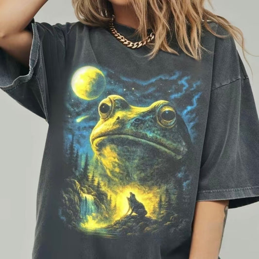 Frog Howling To The Moon 90s T-Shirt/Sweatshirt/Hoodie