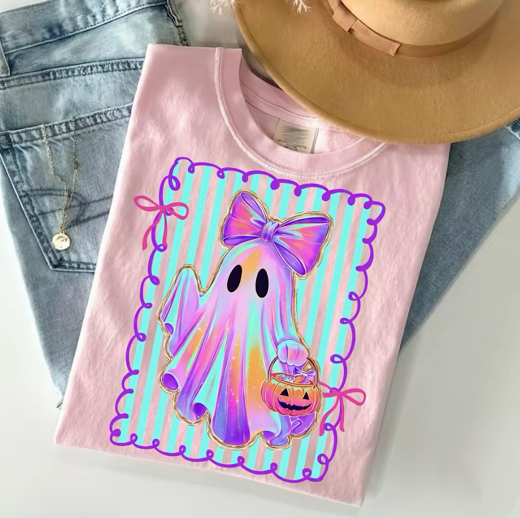 Preppy Halloween Ghost Cute Boo Ghost Coquette Floral Spooky T-Shirt/Sweatshirt/Hoodie